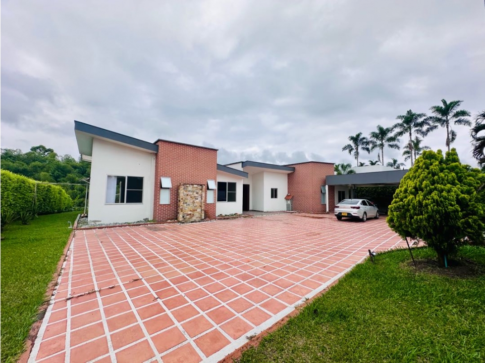 Casa en venta en Combia, Pereira · foto 2 de 24