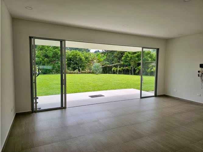 Casa de 4 alcobas en venta en San Esteban, Pereira, 240 m² · foto 5 de 24
