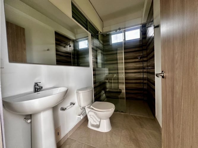 Casa de 4 alcobas en venta en San Esteban, Pereira, 240 m² · foto 23 de 24