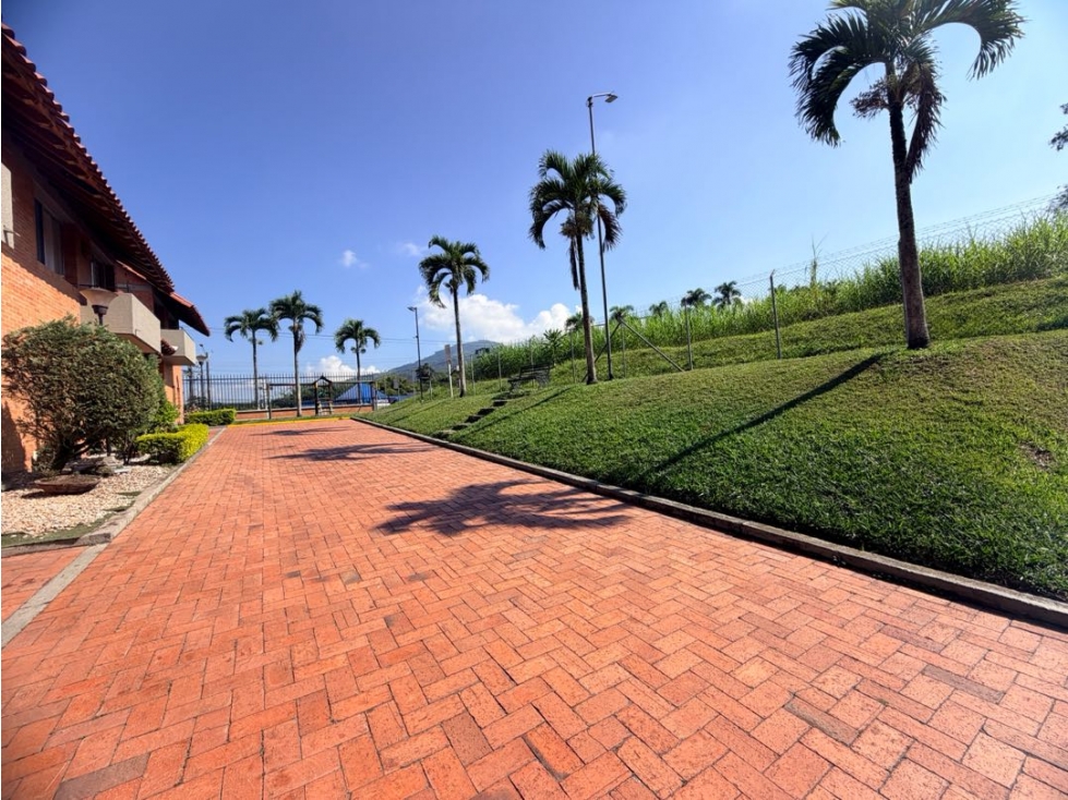 Casa en venta en Bosques De Santa Elena, Pereira · foto 18 de 24