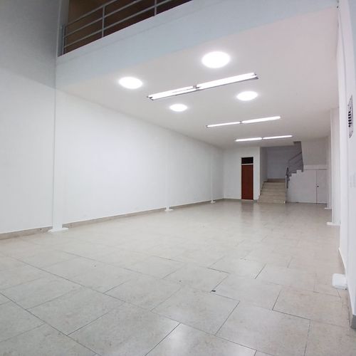 Local en arriendo en El Cedro, Cali, 200 m² · foto 4 de 24