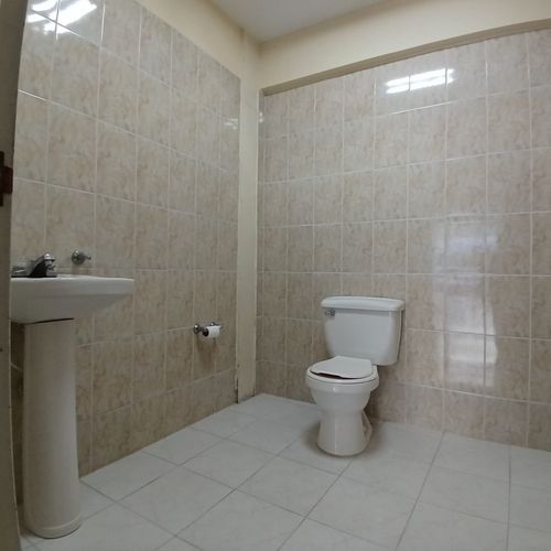 Local en arriendo en El Cedro, Cali, 200 m² · foto 13 de 24