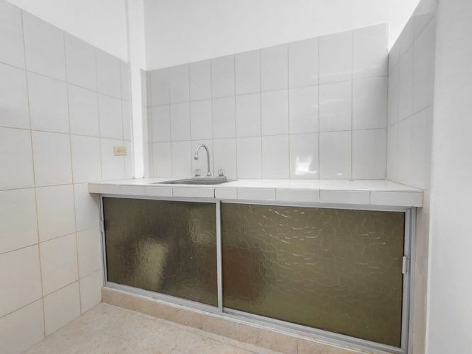 Local en arriendo en El Cedro, Cali, 200 m² · foto 18 de 24