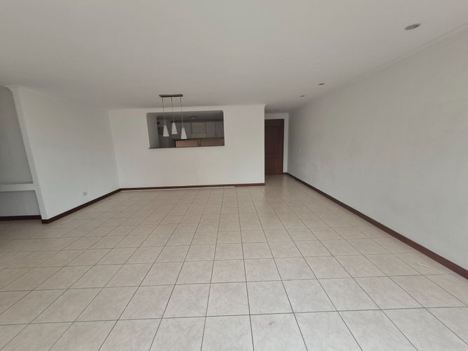 Apartamento de 3 alcobas en venta en Bosques De Zuñiga, Envigado, 116 m² · foto 15 de 19