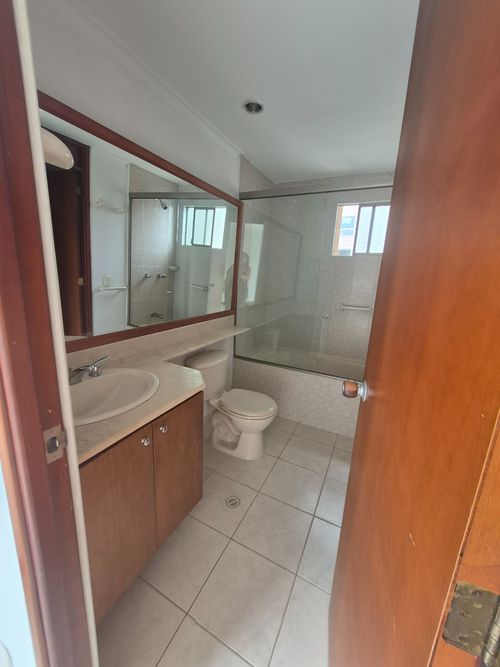 Apartamento de 3 alcobas en venta en Bosques De Zuñiga, Envigado, 116 m² · foto 9 de 19