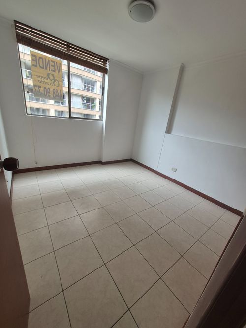 Apartamento de 3 alcobas en venta en Bosques De Zuñiga, Envigado, 116 m² · foto 2 de 19