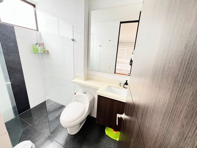 Apartamento en venta en Altos Del Poblado, Medellín · foto 8 de 15
