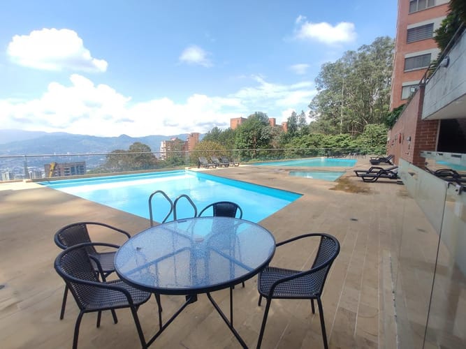 Apartamento en venta en Altos Del Poblado, Medellín · foto 15 de 15