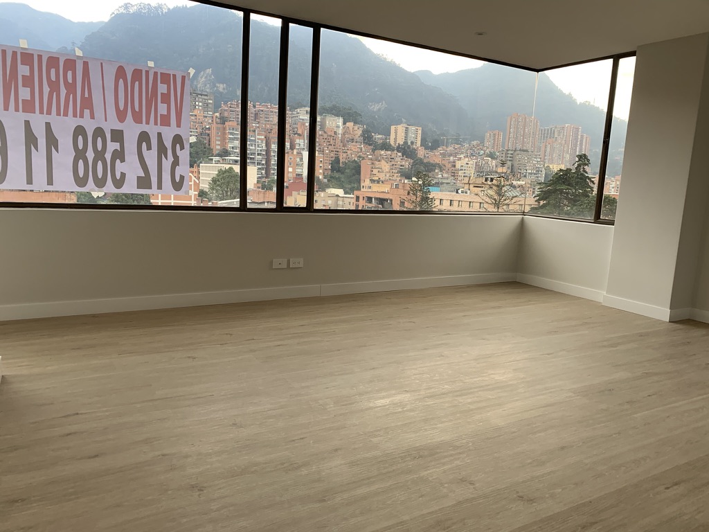 Apartamento en venta en Chapinero, Bogotá · foto 2 de 14
