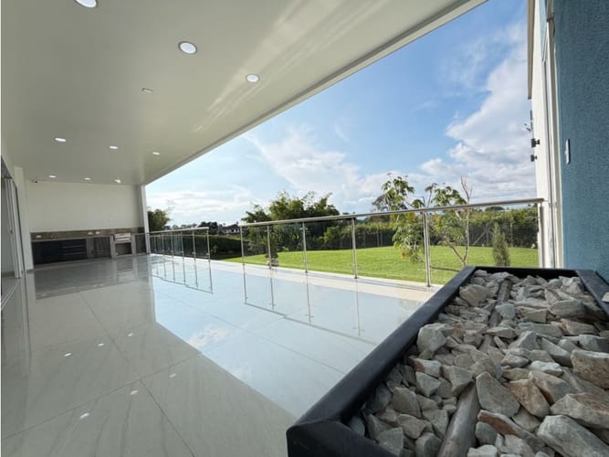 Casa de 4 alcobas en venta en Tribunas Corcega, Pereira, 576 m² · foto 8 de 24