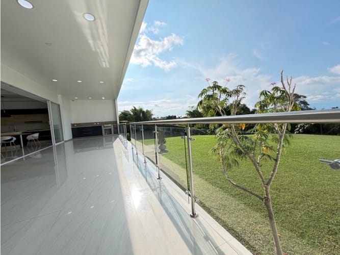 Casa de 4 alcobas en venta en Tribunas Corcega, Pereira, 576 m² · foto 10 de 24