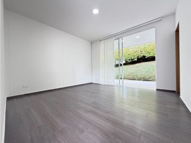 Casa de 4 alcobas en venta en Tribunas Corcega, Pereira, 576 m² · foto 13 de 24