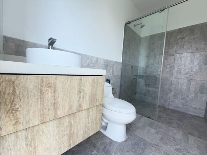Casa de 4 alcobas en venta en Tribunas Corcega, Pereira, 576 m² · foto 14 de 24