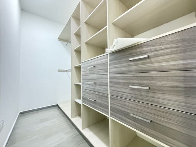 Casa de 4 alcobas en venta en Tribunas Corcega, Pereira, 576 m² · foto 17 de 24
