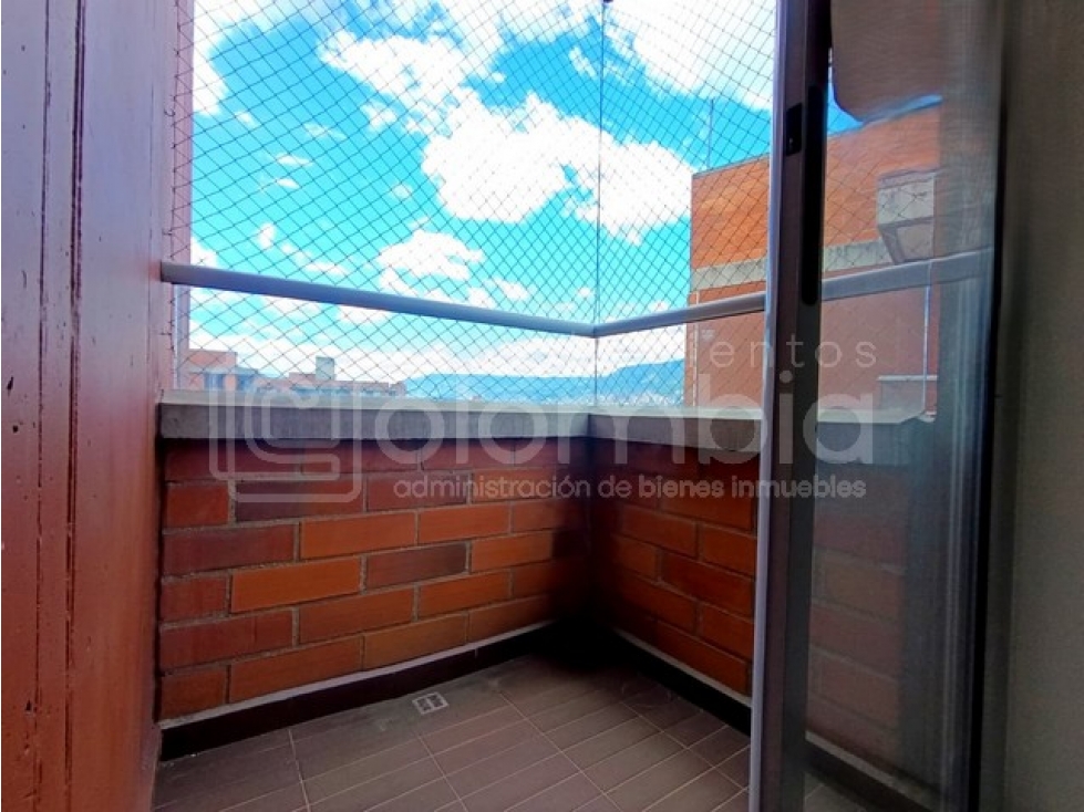 Apartamento en venta en Suramérica, Itagüí · foto 7 de 18