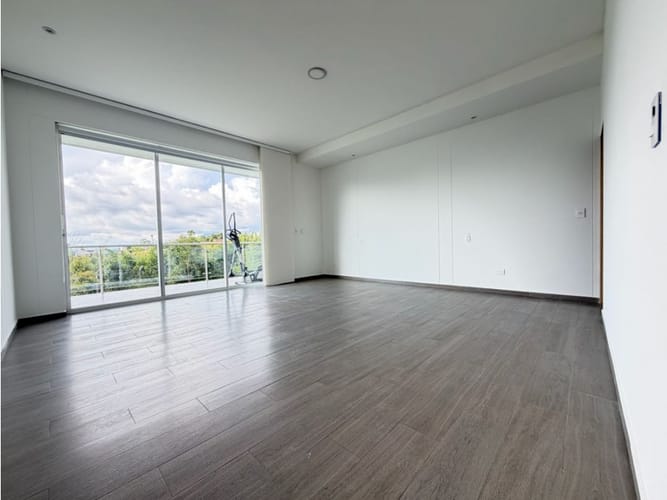 Casa de 4 alcobas en venta en Tribunas Corcega, Pereira, 576 m² · foto 23 de 24