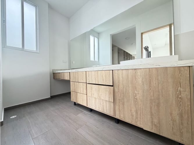 Casa de 4 alcobas en venta en Tribunas Corcega, Pereira, 576 m² · foto 24 de 24