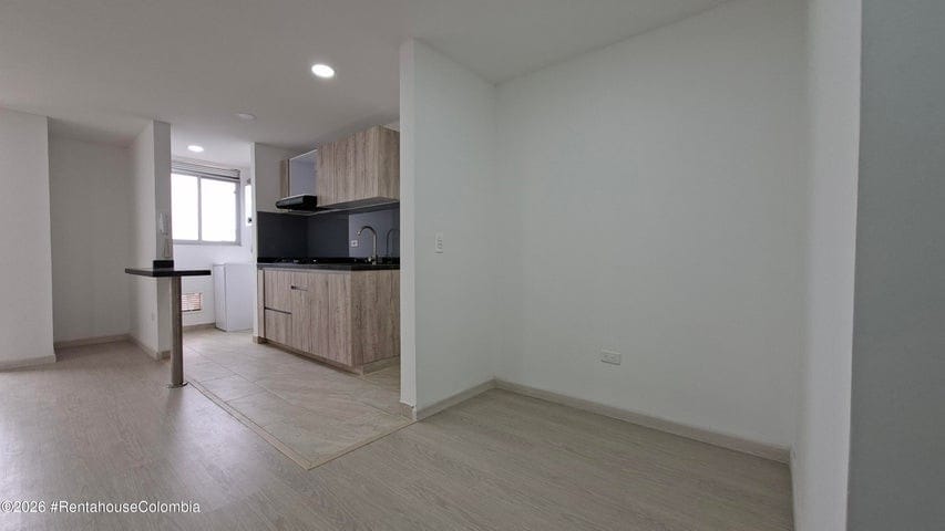 Apartamento en venta en Santa Teresa, Bogotá · foto 3 de 23