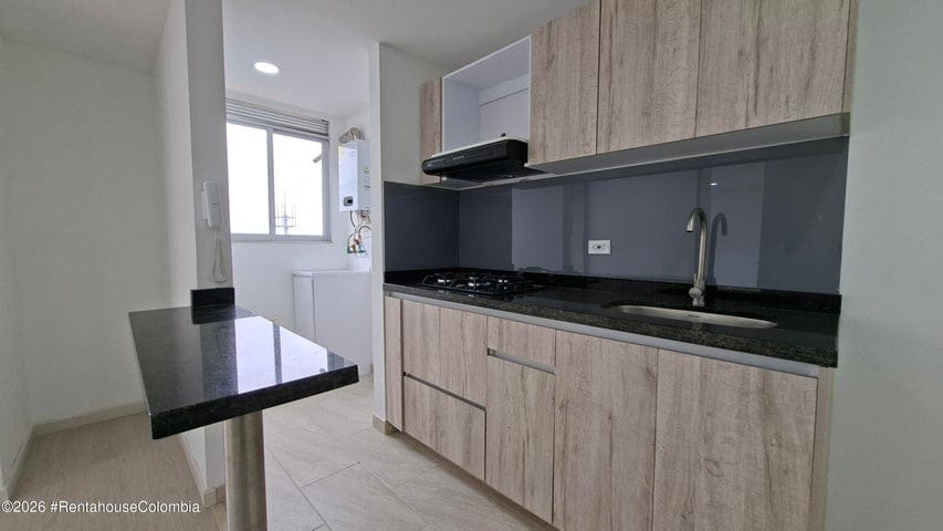 Apartamento en venta en Santa Teresa, Bogotá · foto 8 de 23
