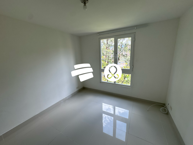 Apartamento de 3 alcobas en venta en Suramerica, Itagüí, 80 m² · foto 3 de 21