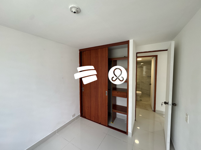 Apartamento de 3 alcobas en venta en Suramerica, Itagüí, 80 m² · foto 5 de 21