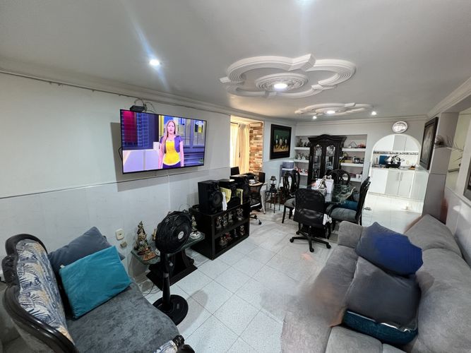 Casa de 4 alcobas en venta en Tarragona I, Floridablanca, 117 m² · foto 6 de 22