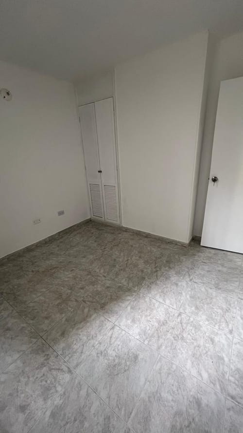 Apartamento de 3 alcobas en venta en Santa Anita, Cali, 56 m² · foto 6 de 24