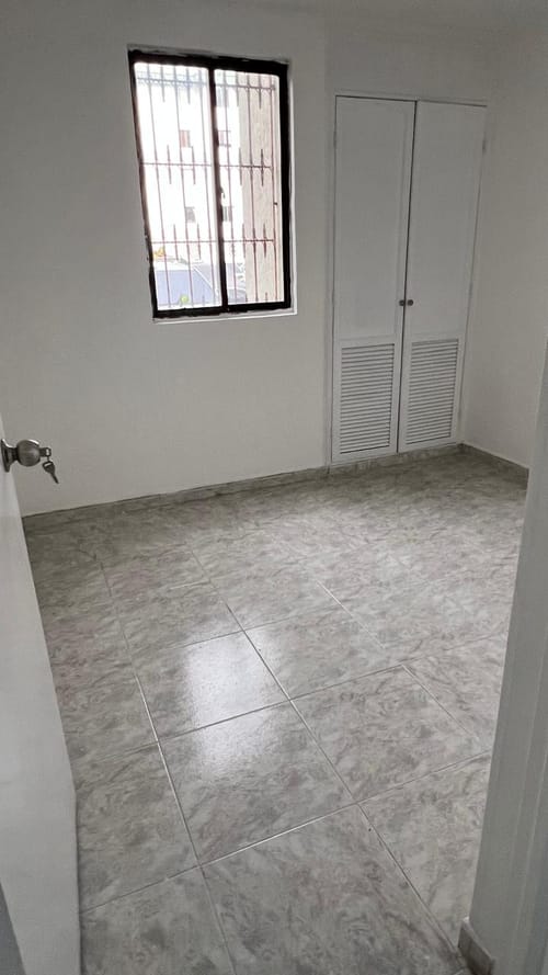 Apartamento de 3 alcobas en venta en Santa Anita, Cali, 56 m² · foto 10 de 24