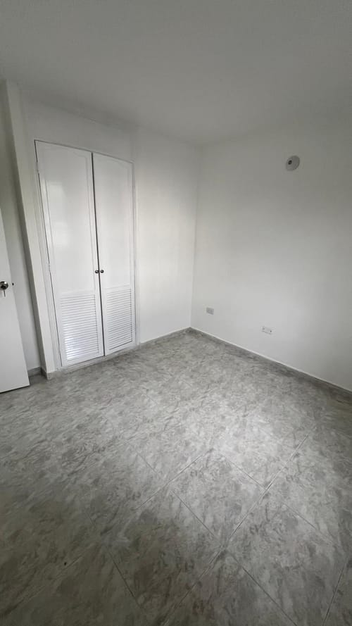 Apartamento de 3 alcobas en venta en Santa Anita, Cali, 56 m² · foto 14 de 24