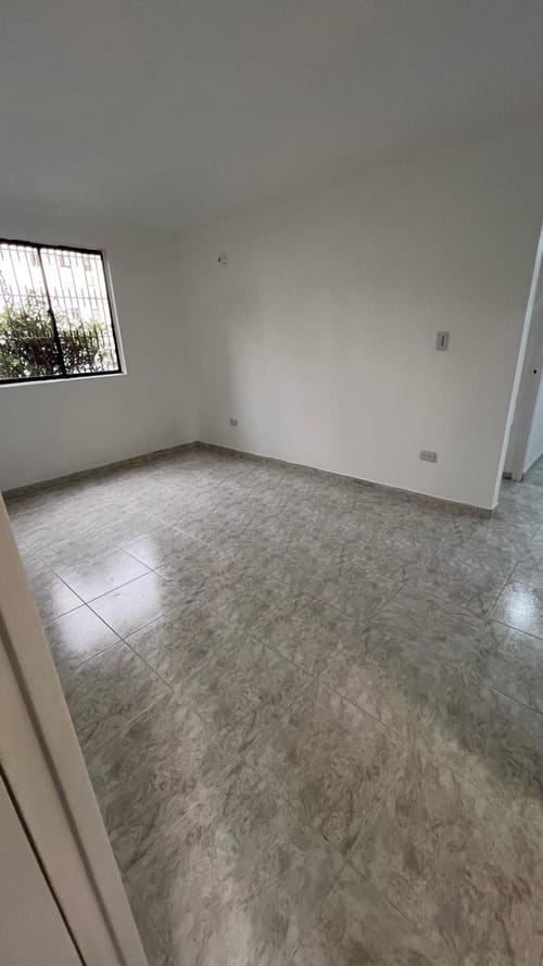 Apartamento de 3 alcobas en venta en Santa Anita, Cali, 56 m² · foto 15 de 24