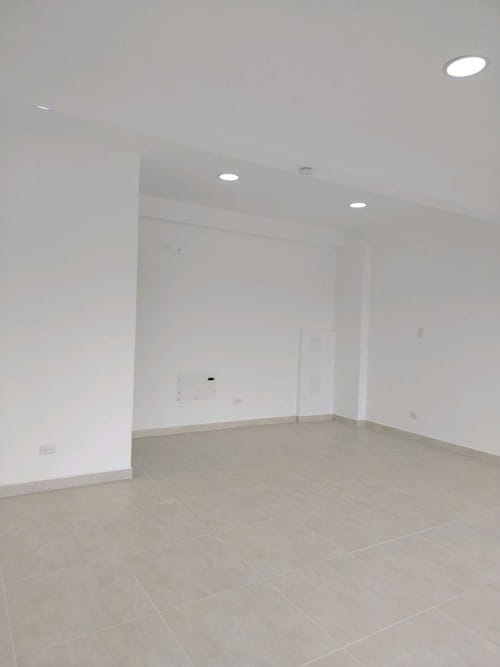 Local en arriendo en Pizamos I, Cali, 30 m² · foto 5 de 12