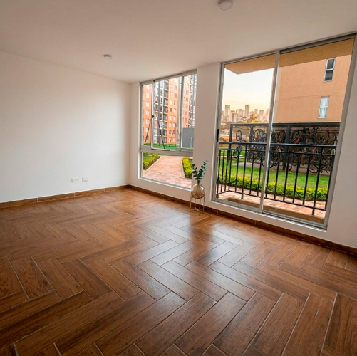Apartamento de 3 alcobas en venta en La Prosperidad, Madrid, 58 m² · foto 2 de 10