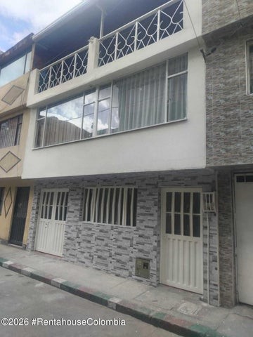 Casa en venta en Patio Bonito, Bogotá · foto 2 de 13