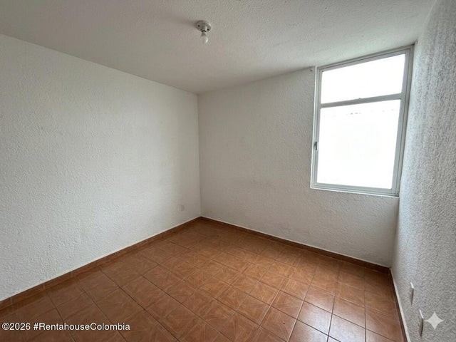 Casa en venta en Patio Bonito, Bogotá · foto 10 de 13