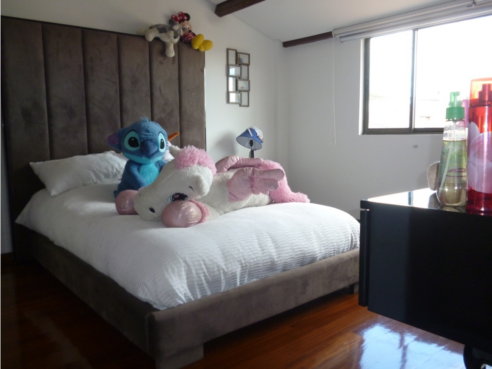 Casa en venta en Niza, Bogotá · foto 12 de 24