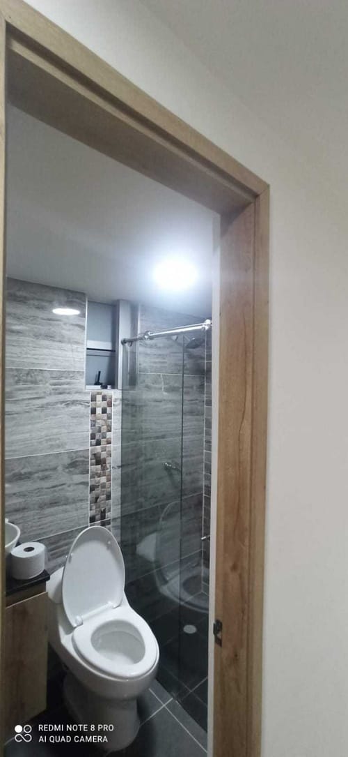 Apartamento de 2 alcobas en venta en Los Guayacanes, Cali, 56 m² · foto 12 de 24