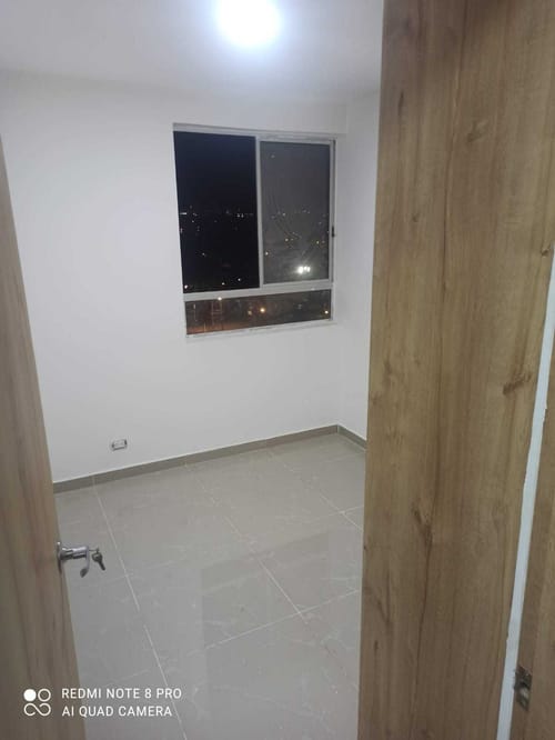 Apartamento de 2 alcobas en venta en Los Guayacanes, Cali, 56 m² · foto 13 de 24