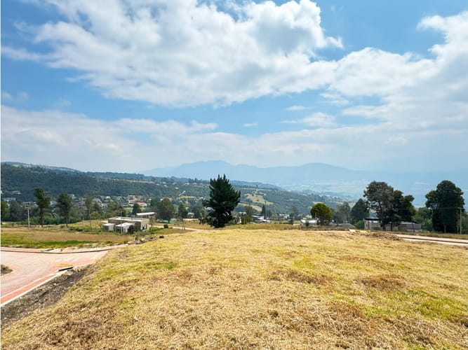 Lote en venta en Yerbabuena, Sopó, 2521 m² · foto 2 de 12