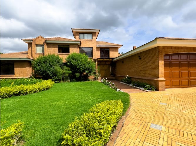 Casa de 4 alcobas en venta en San Simón, Bogotá, 460 m² · foto 8 de 24