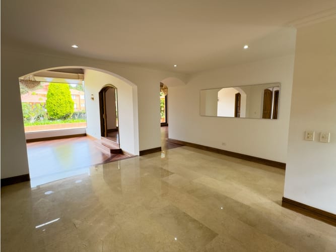 Casa de 4 alcobas en venta en San Simón, Bogotá, 460 m² · foto 9 de 24