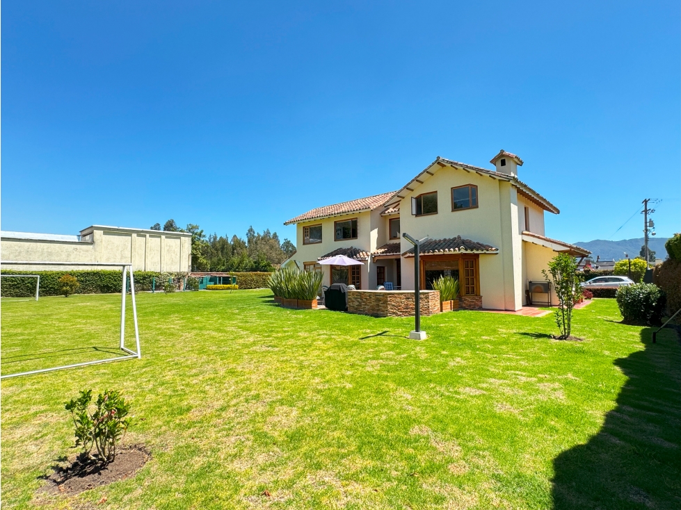 Casa en venta en Guaymaral, Bogotá · foto 11 de 24