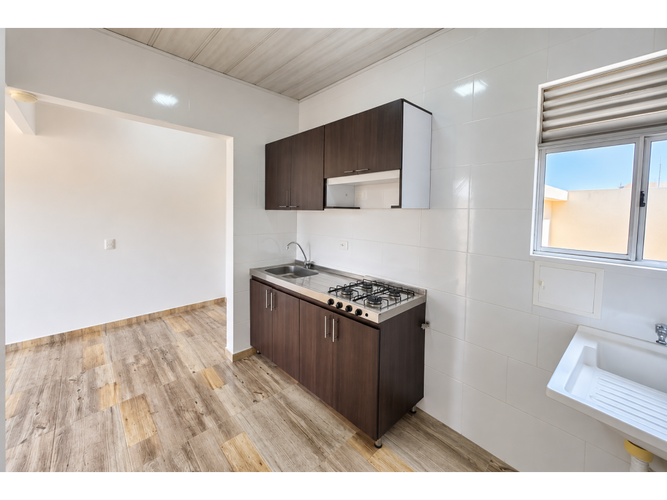 Apartamento de 3 alcobas en venta en La Prosperidad, Madrid, 64 m² · foto 5 de 24