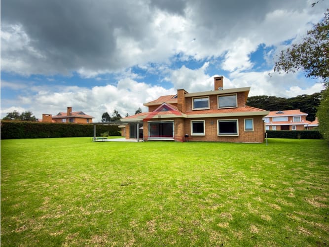 Casa en venta en San Simón, Bogotá · foto 4 de 24