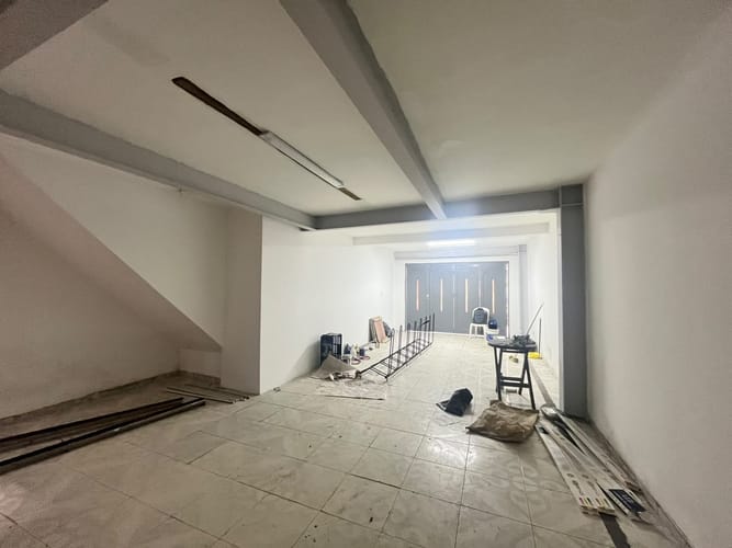 Local en arriendo en Troncal, Cali, 100 m² · foto 2 de 21