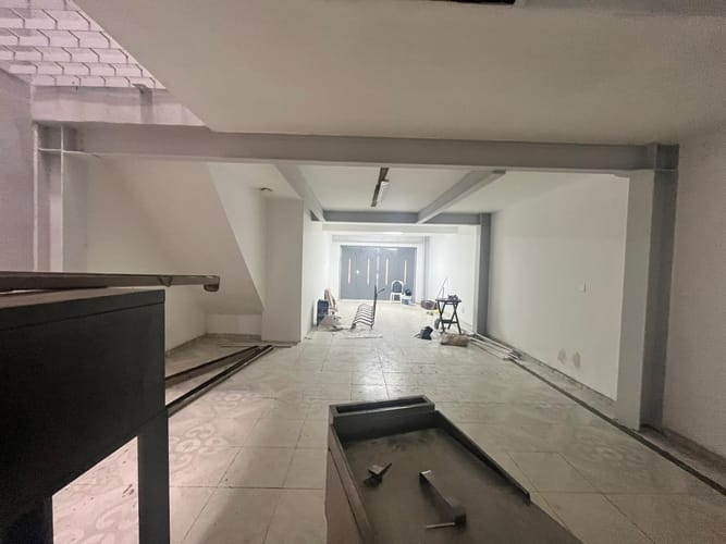 Local en arriendo en Troncal, Cali, 100 m² · foto 6 de 21