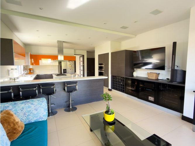 Casa de 4 alcobas en arriendo en Hatogrande, Sopó, 368 m² · foto 7 de 24
