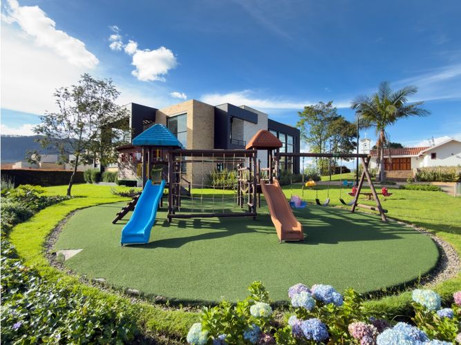 Casa de 4 alcobas en arriendo en Hatogrande, Sopó, 368 m² · foto 23 de 24