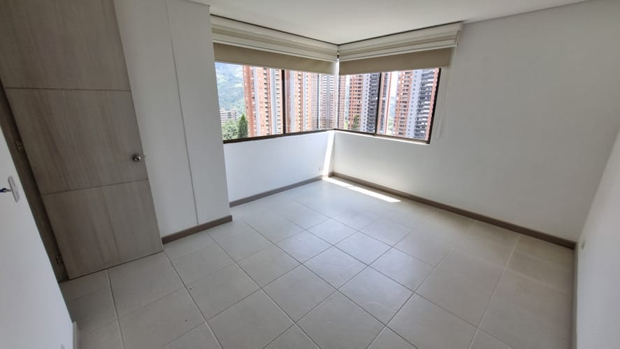 Apartamento de 3 alcobas en arriendo en Suramérica, Medellín, 85 m² · foto 11 de 21