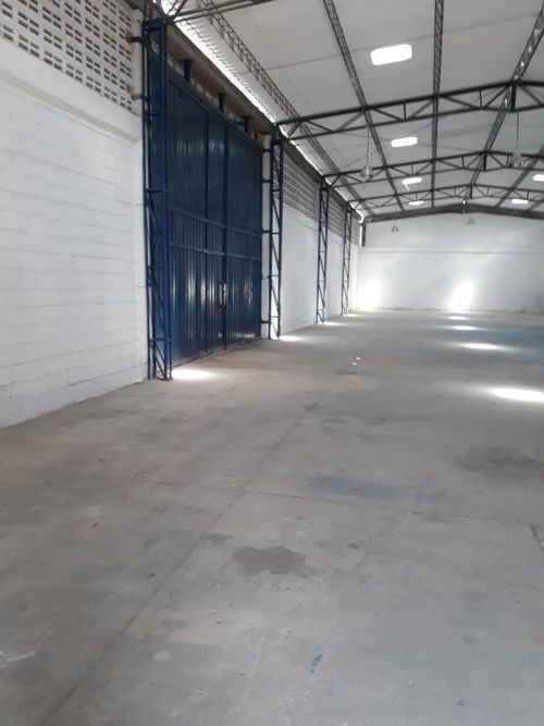 Bodega en arriendo en Villa San Pedro I, Barranquilla, 500 m² · foto 3 de 6