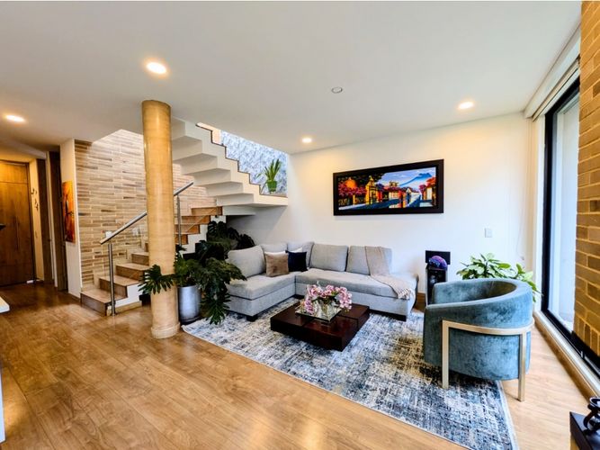 Casa de 3 alcobas en venta en Cr El Bosque, Chía, 157 m² · foto 1 de 24